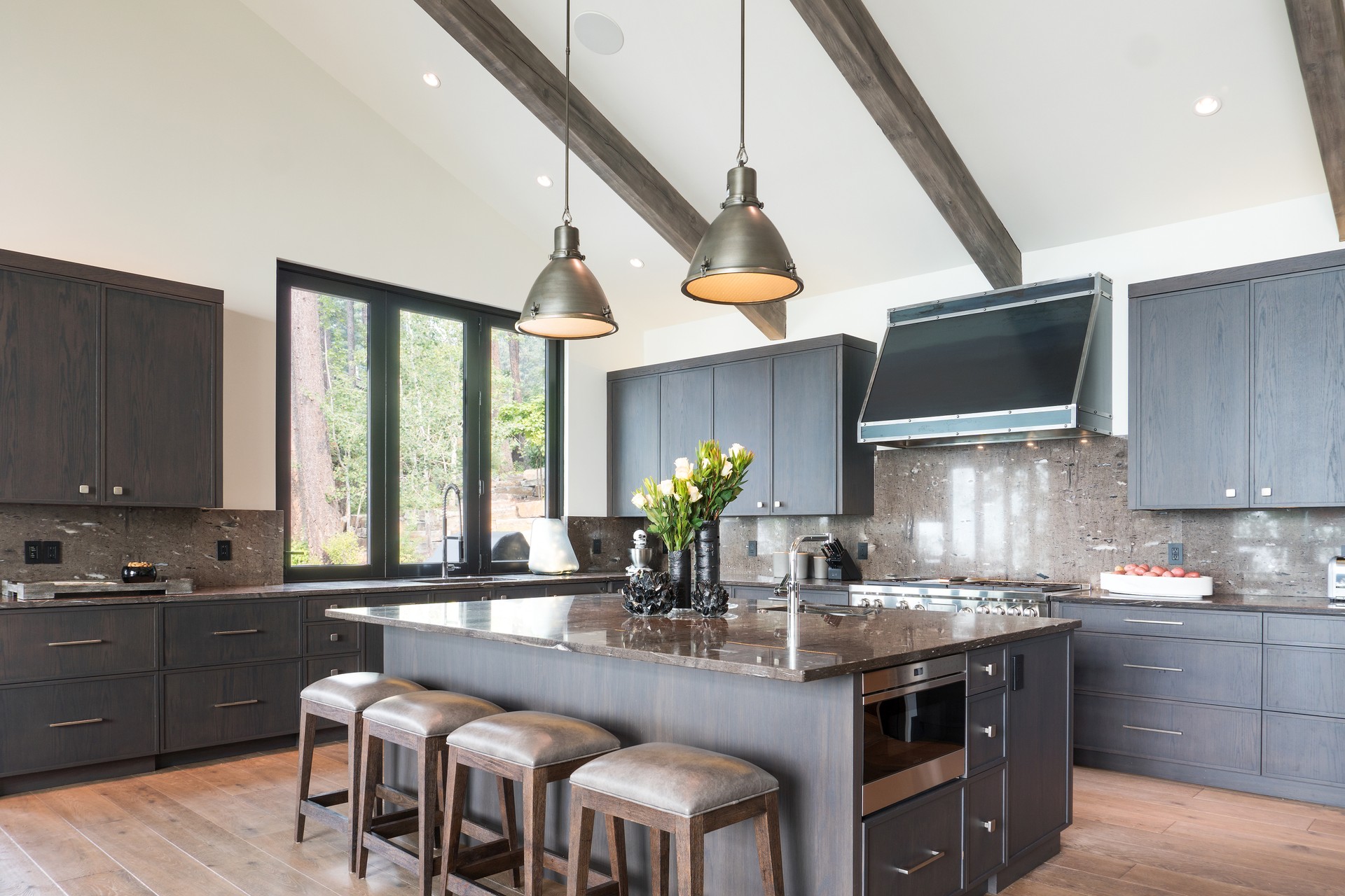 Vaulted ceiling in modern kitchen